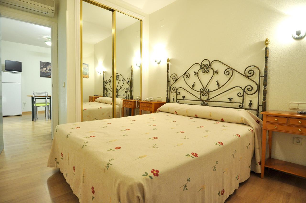 Hotel Apartamentos Aralso Sotillo La Lastrilla Dış mekan fotoğraf