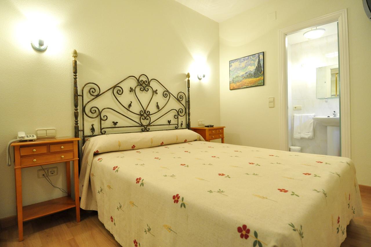 Hotel Apartamentos Aralso Sotillo La Lastrilla Dış mekan fotoğraf